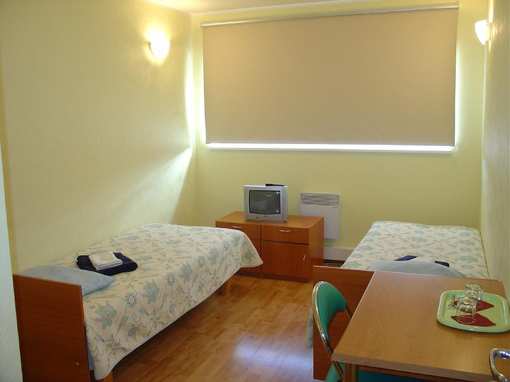 Kuressaare Airport Guest House Δωμάτιο φωτογραφία